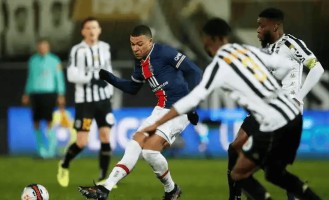 周五014法甲前瞻：节奏掌控！巴黎主场能否靠远射破解里尔收缩？