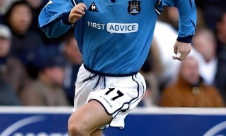 钢铁长城背后的传奇：数据解读足坛历史十大后卫