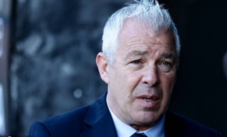 突发心脏骤停！一代足球传奇去世
        
    突发心脏骤停！一代足球传奇去世