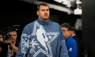 不白挨骂！全明星合砍2分后 约基奇单节19分东契奇17+4